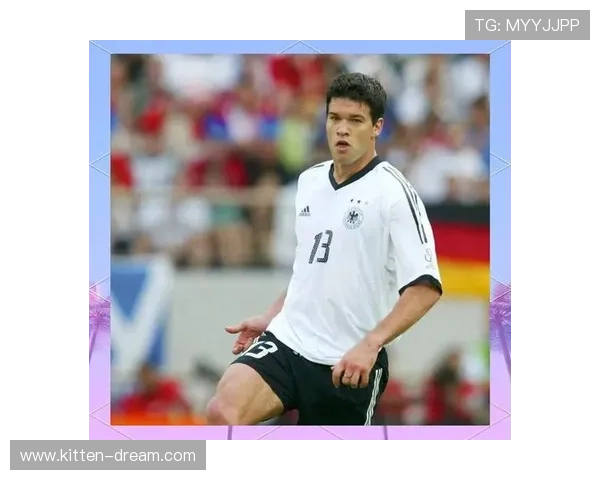 足球场上的璀璨明星:他们的传奇故事与辉煌成就全解析 足球场上的璀璨明星:他们的传奇故事与辉煌成就全解析