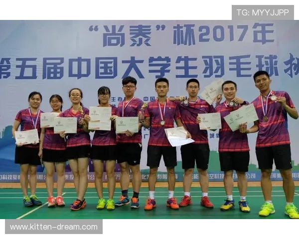 广州羽毛球队与武汉羽毛球队实力对比赛后分析与总结